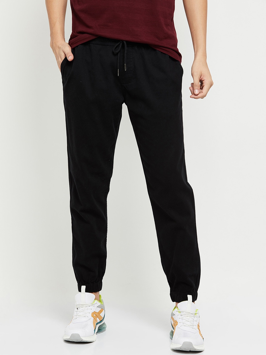 

max Men Black Joggers Trousers