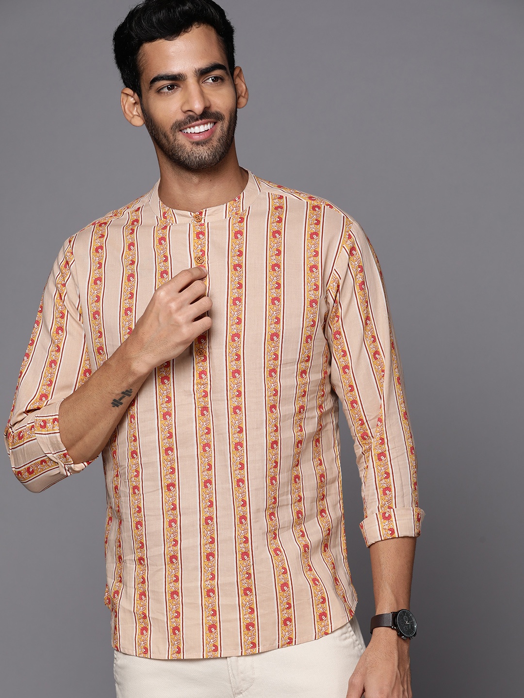 

Indo Era Men Beige & Cream-Coloured Pure Cotton Striped Floral Printed Kurta