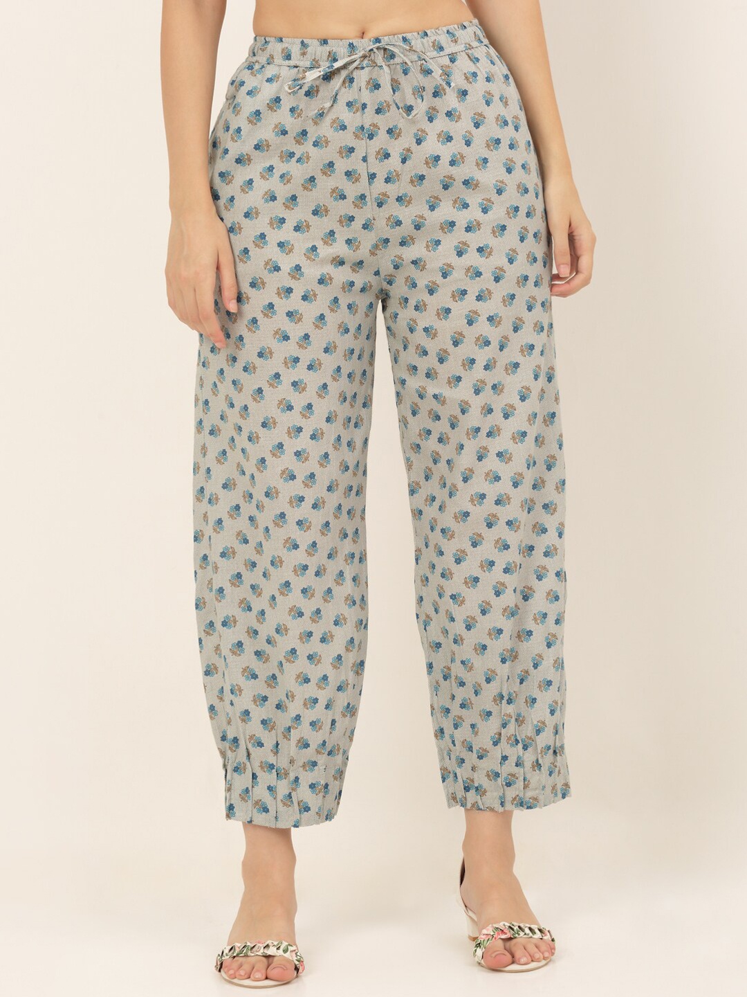 

Laado - Pamper Yourself Women Grey Printed Pure Cotton Loose-Fit Salwar
