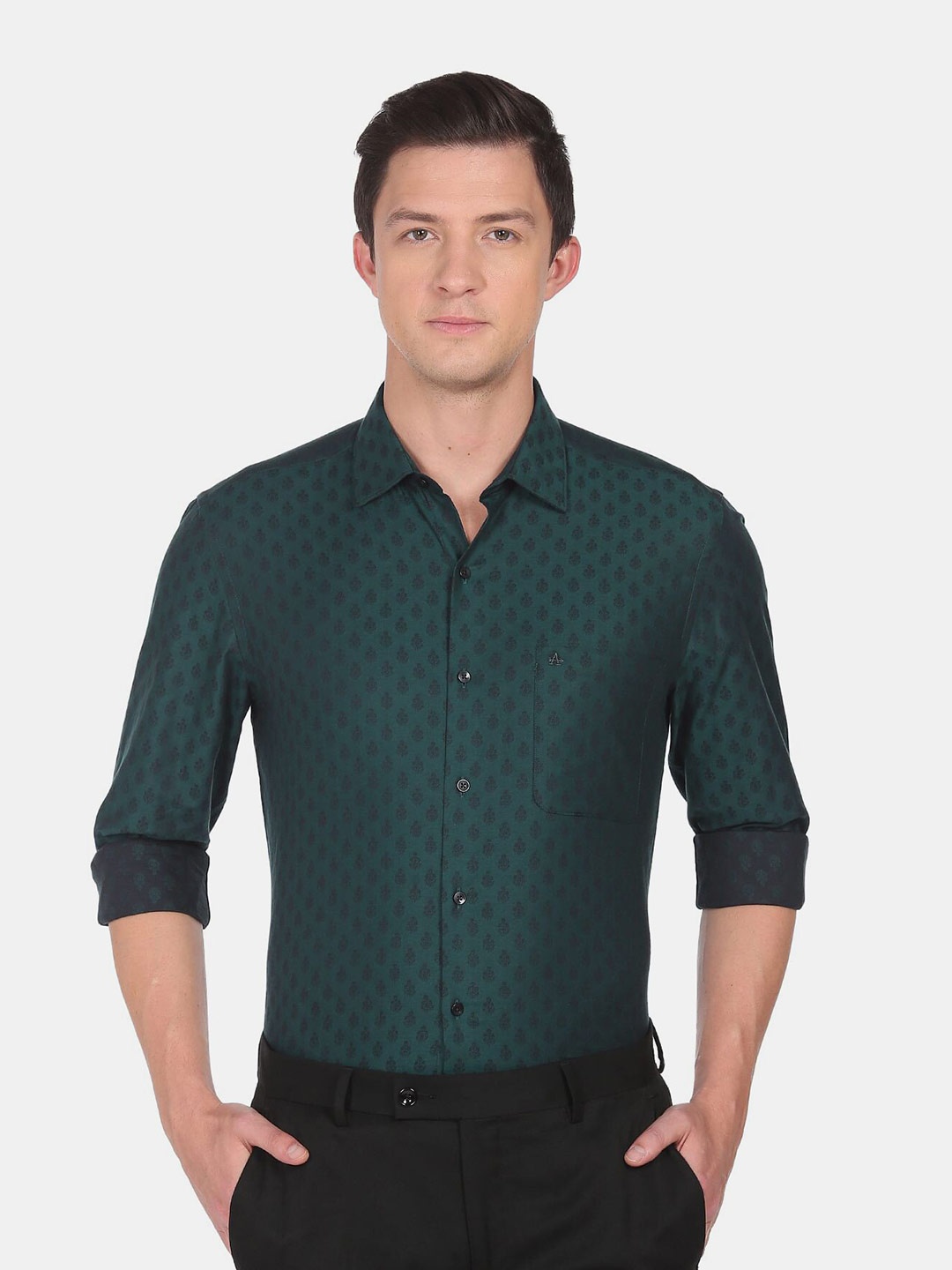 

Arrow Men Green Printed Cutaway Collar Cotton Formal Shirt