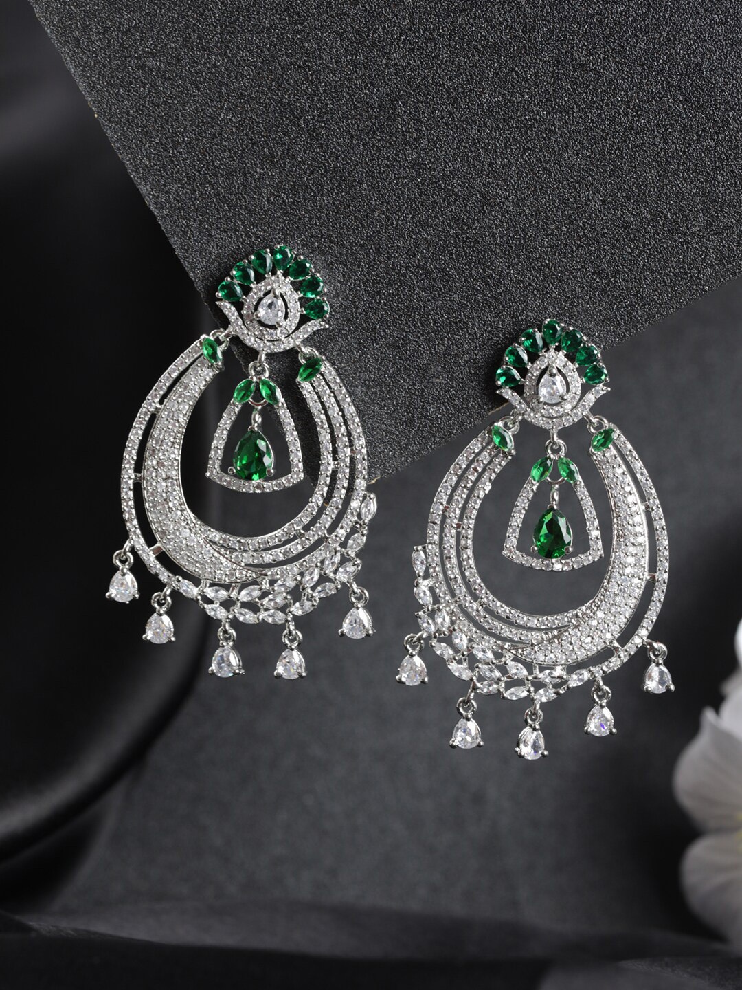 

Priyaasi Contemporary Green & Silver-Plated Drop Earrings