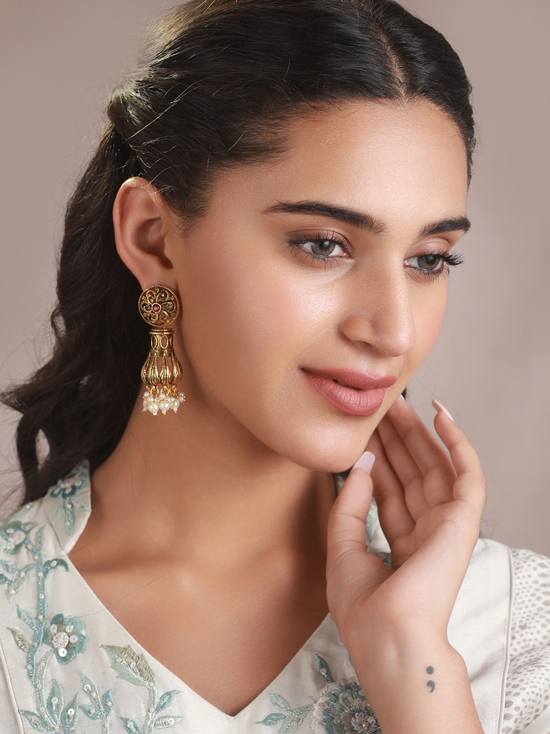 

Priyaasi Gold-Plated Contemporary Drop Earrings