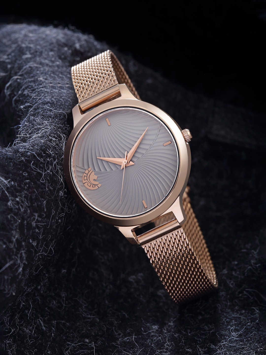 

STUDIO ETHENO Women Brass Patterned Dial Stainless Steel Straps Watch HYD-ROG, Grey