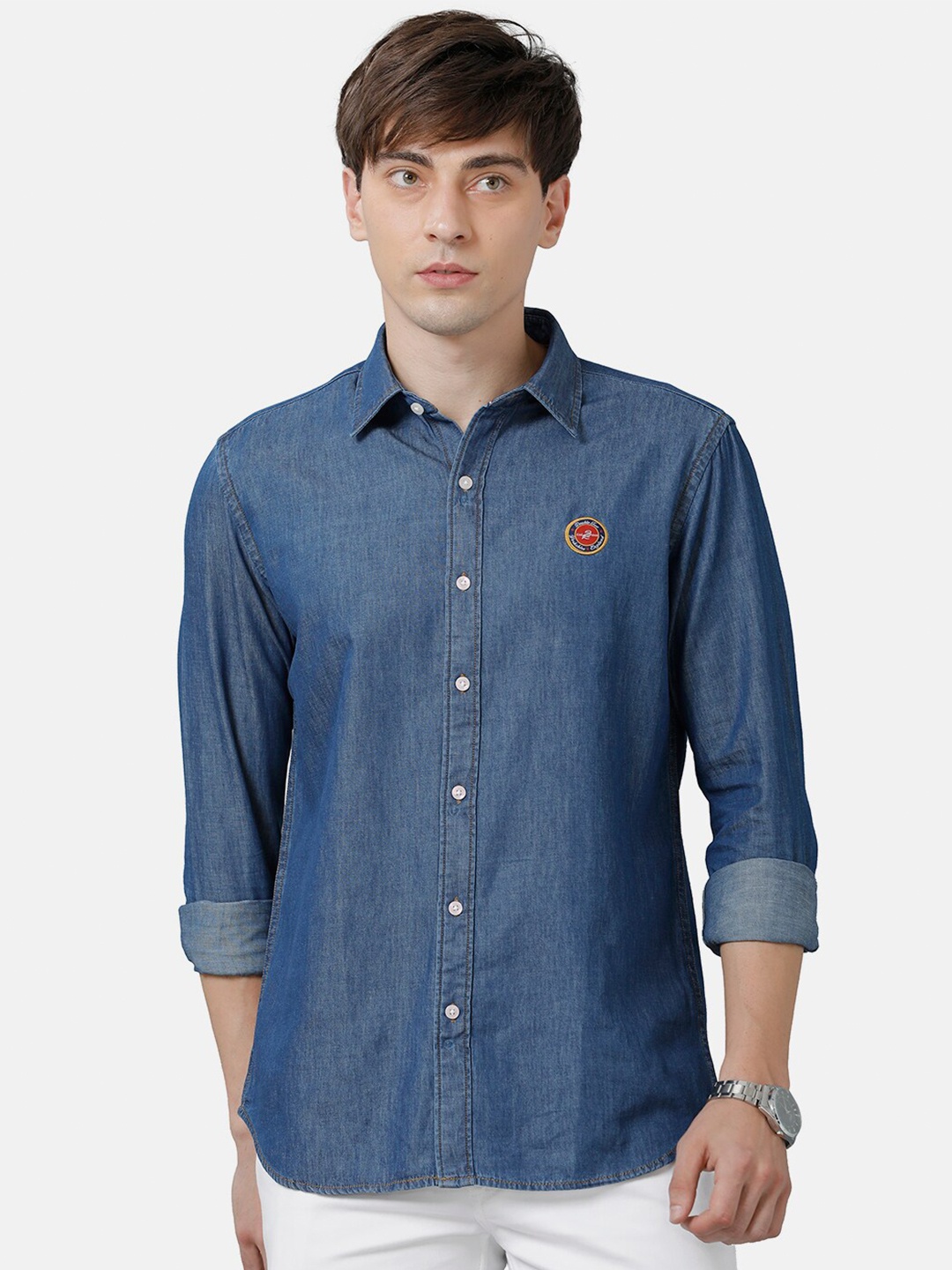

Double Two Men Blue Solid Slim Fit Casual Cotton Shirt