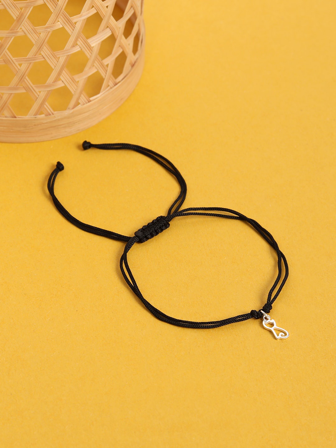 

TRISHONA 925 Sterling Silver Silver-Plated & Black Thread Anklet