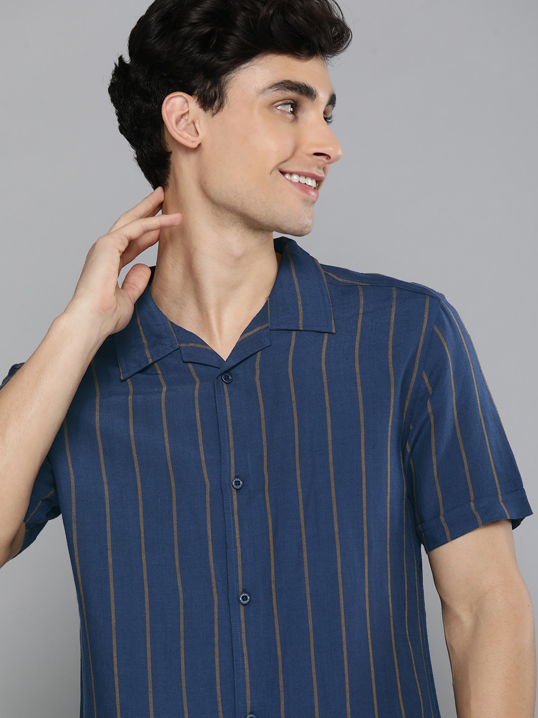 

HERE&NOW Men Navy Blue & Mustard Brown Slim Fit Striped Pure Cotton Casual Shirt