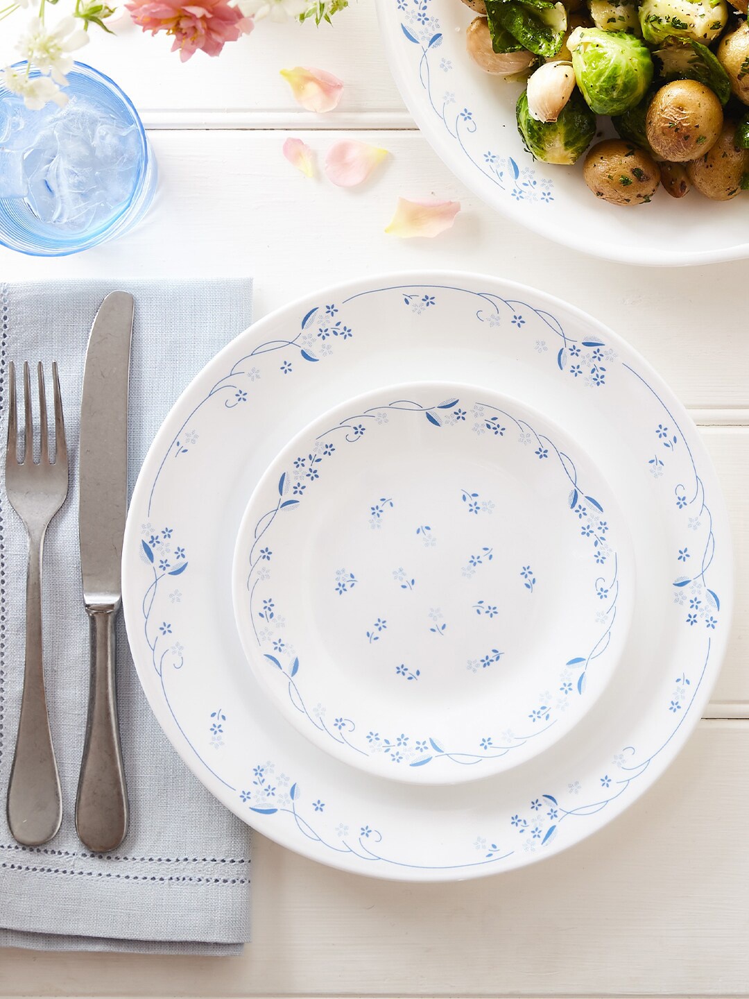 

Corelle Set Of 6 Floral Printed Glossy Plates, White