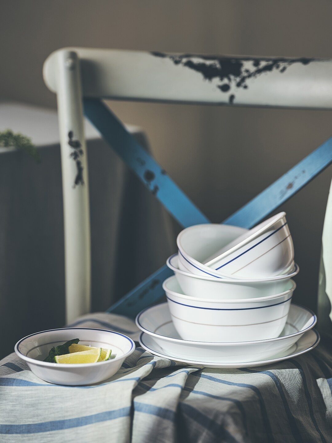 

Corelle Set Of 4 Dishwasher And Microwave Safe Printed Glossy Bowls, White