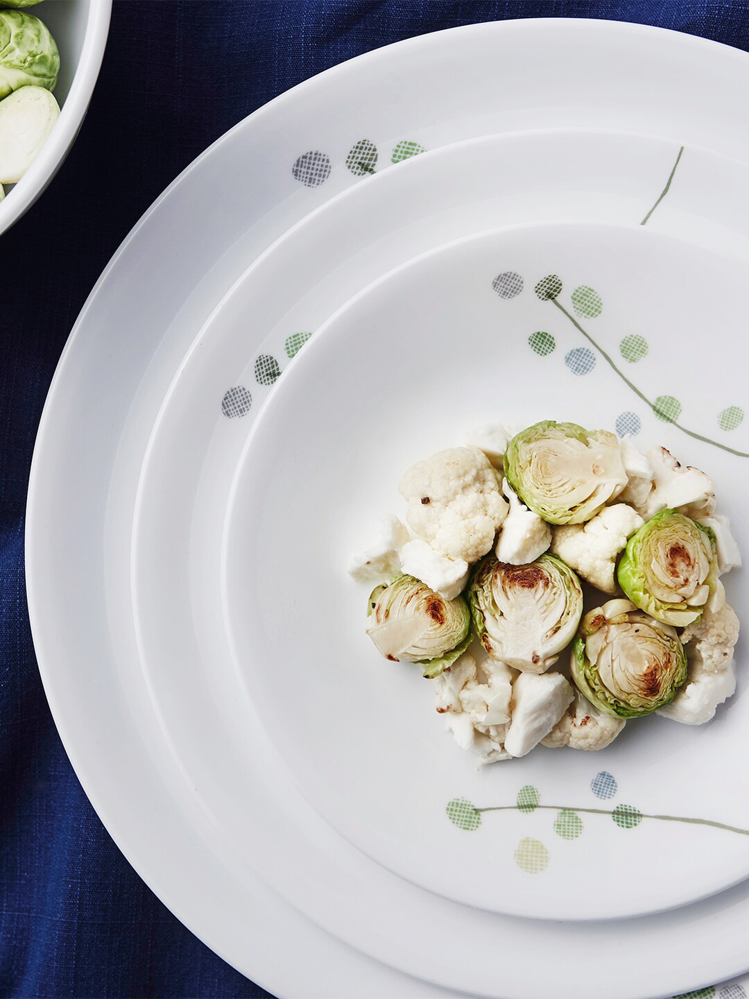 

Corelle Set Of 6 Dishwasher And Microwave Safe Floral Printed Glossy Plates, White