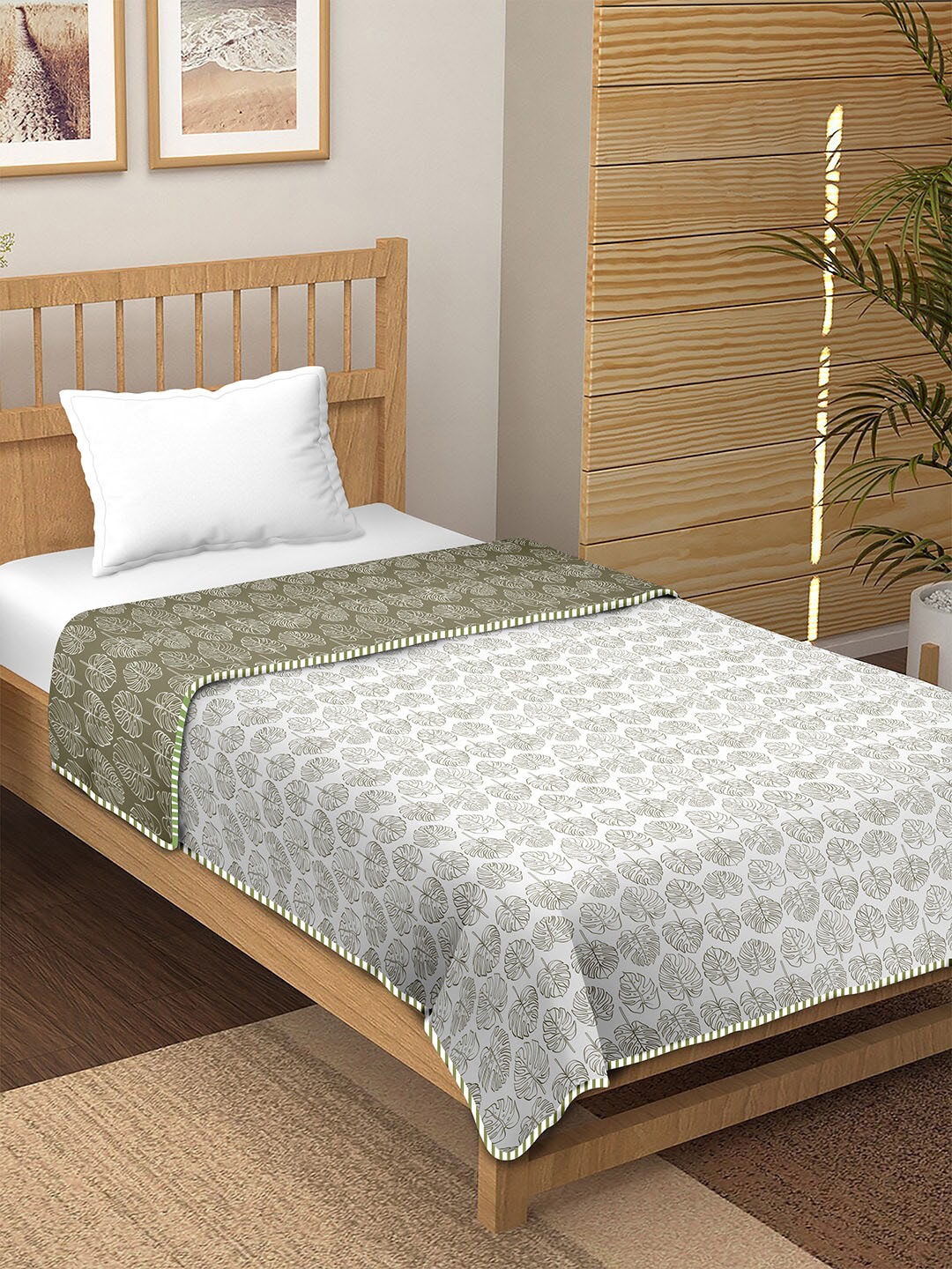 

BELLA CASA Floral Printed Cotton AC Room 150 GSM Single Bed Dohar, Green