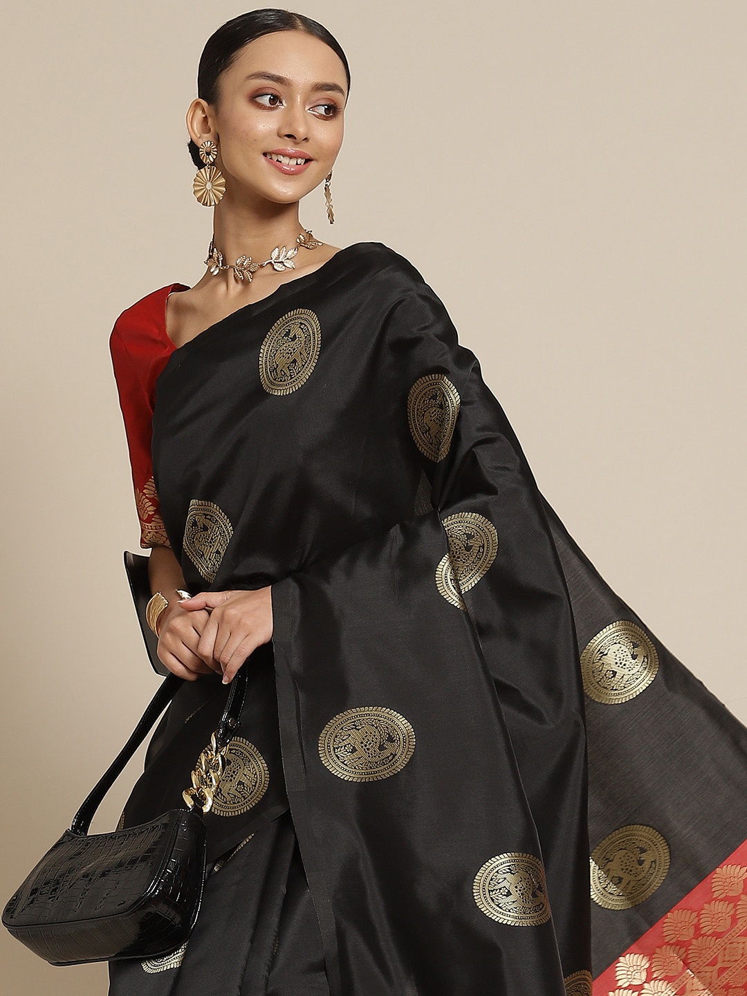 

Varanga Black & Red Ethnic Motifs Zari Silk Blend Banarasi Saree