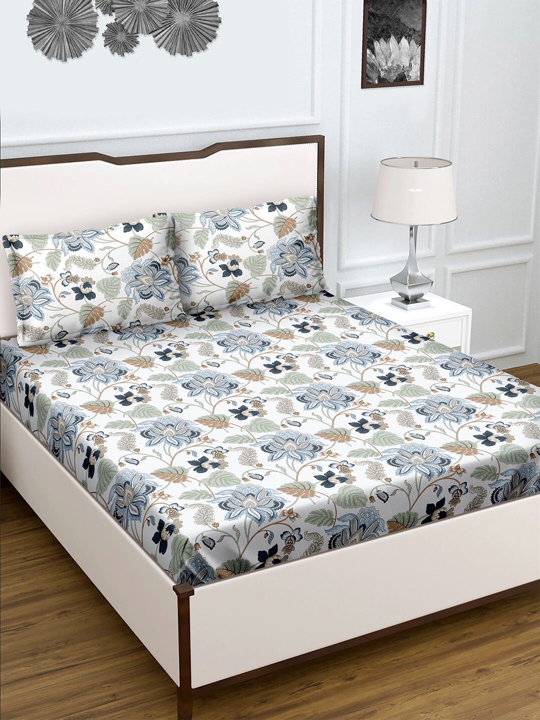 

BELLA CASA Blue & White Floral 180 TC Queen Bedsheet with 2 Pillow Covers