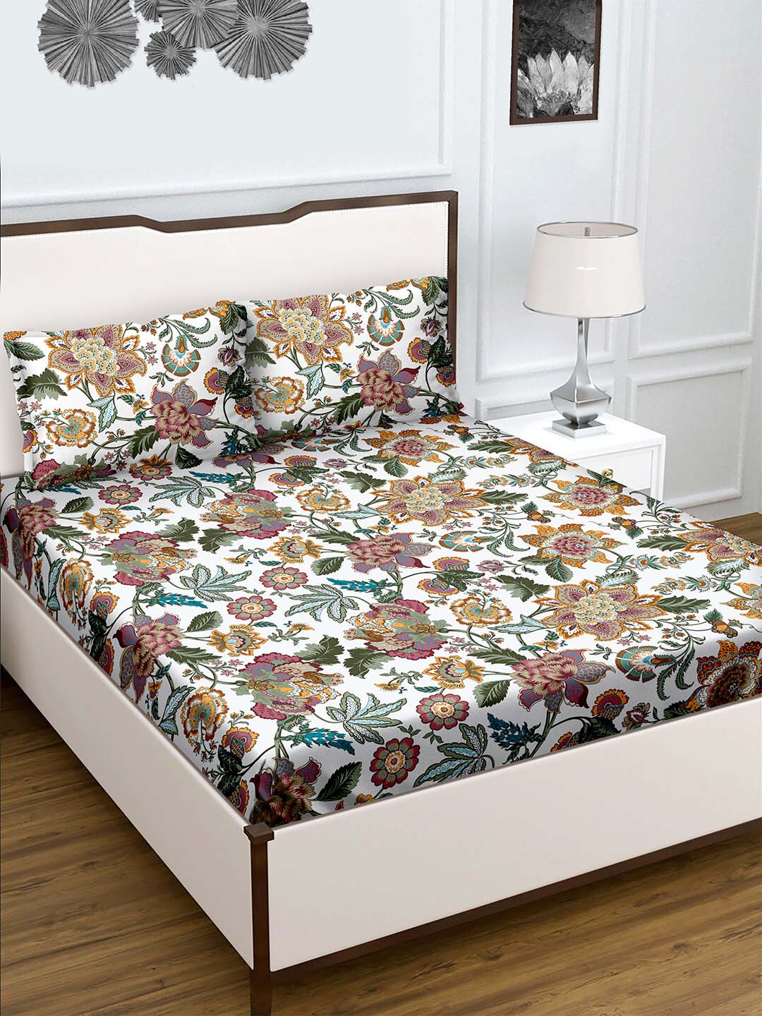 

BELLA CASA White & Green Floral 180 TC Cotton Queen Bedsheet with 2 Pillow Covers