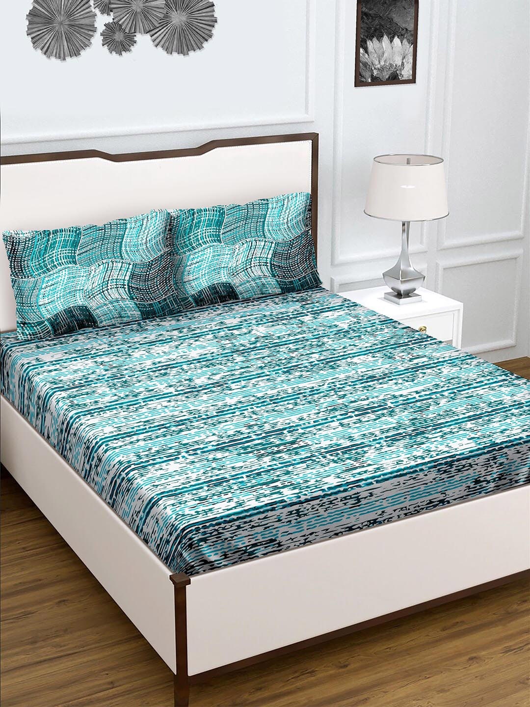 

BELLA CASA Teal & White Geometric 180 TC King Bedsheet with 2 Pillow Covers