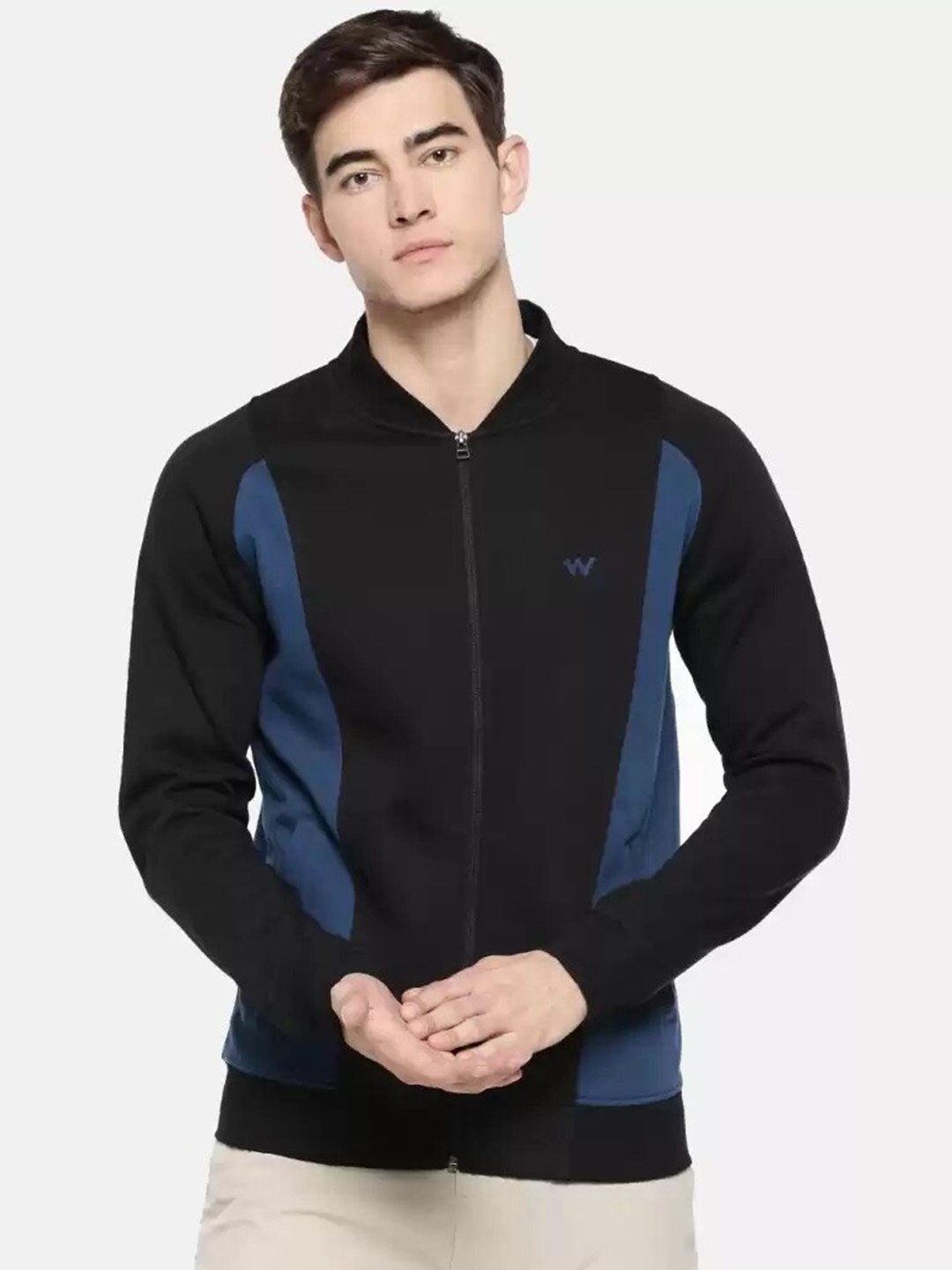 

Wildcraft Men Black Colourblocked Sweatshirt