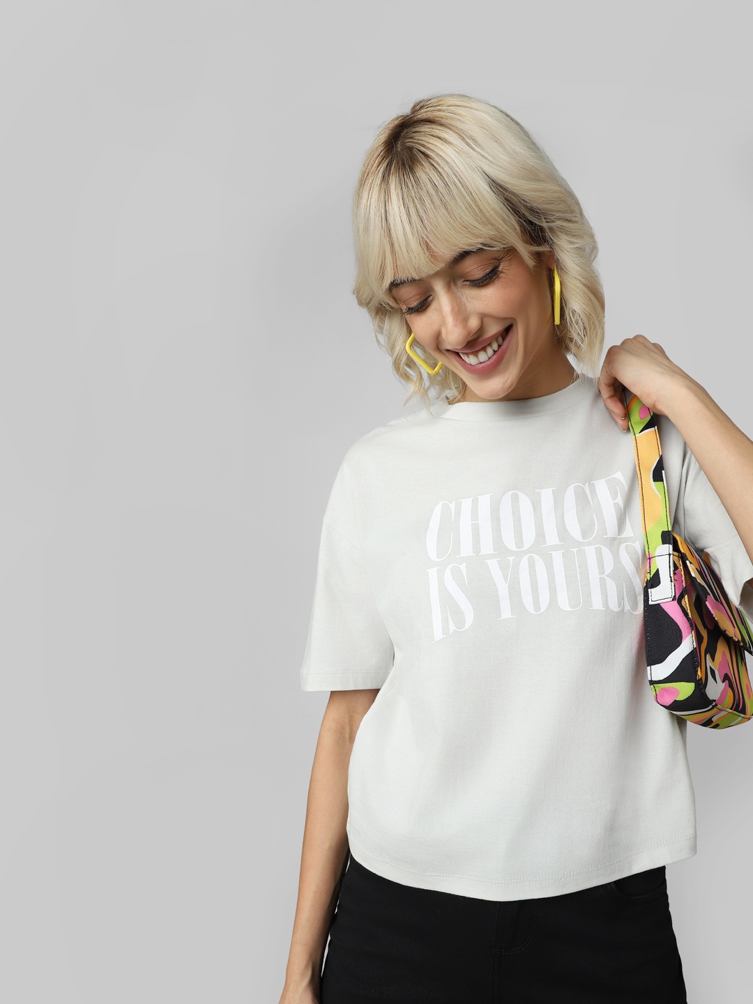 

ONLY Women Off White Typography Printed Oversized T-shirt