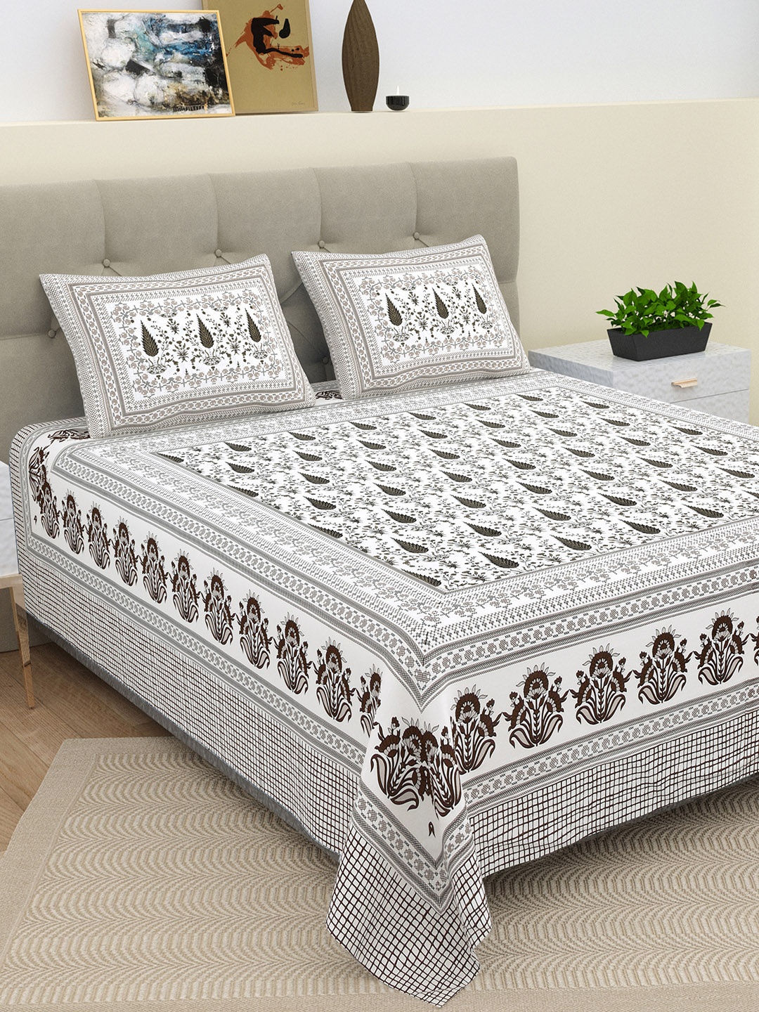 

BELLA CASA Grey & Off White Ethnic Motifs 210 TC Cotton King Bedsheet with 2 Pillow Covers