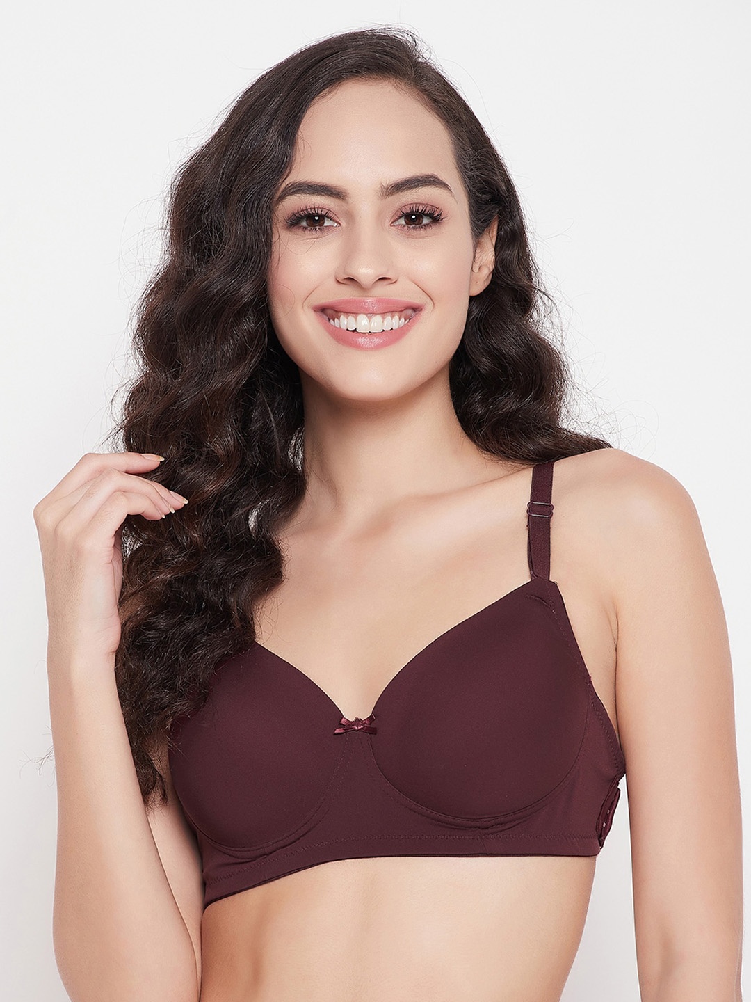 

Clovia Women Lightly Padded Non-Wired Full Cup Multiway Side Open T-shirt Bra BR2367P1532E, Purple
