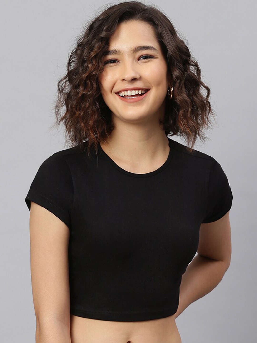 

FINSBURY LONDON Women Black Solid Round Neck Crop Pure Cotton Top