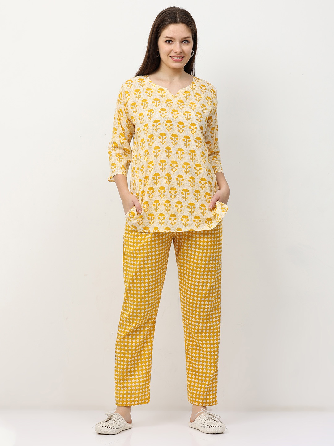 

9shines Label Women Printed Night suit, Yellow