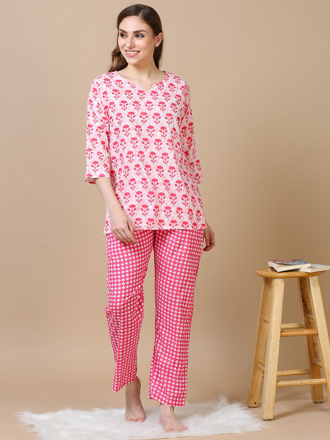 

9shines Label Women Printed Night suit, Pink