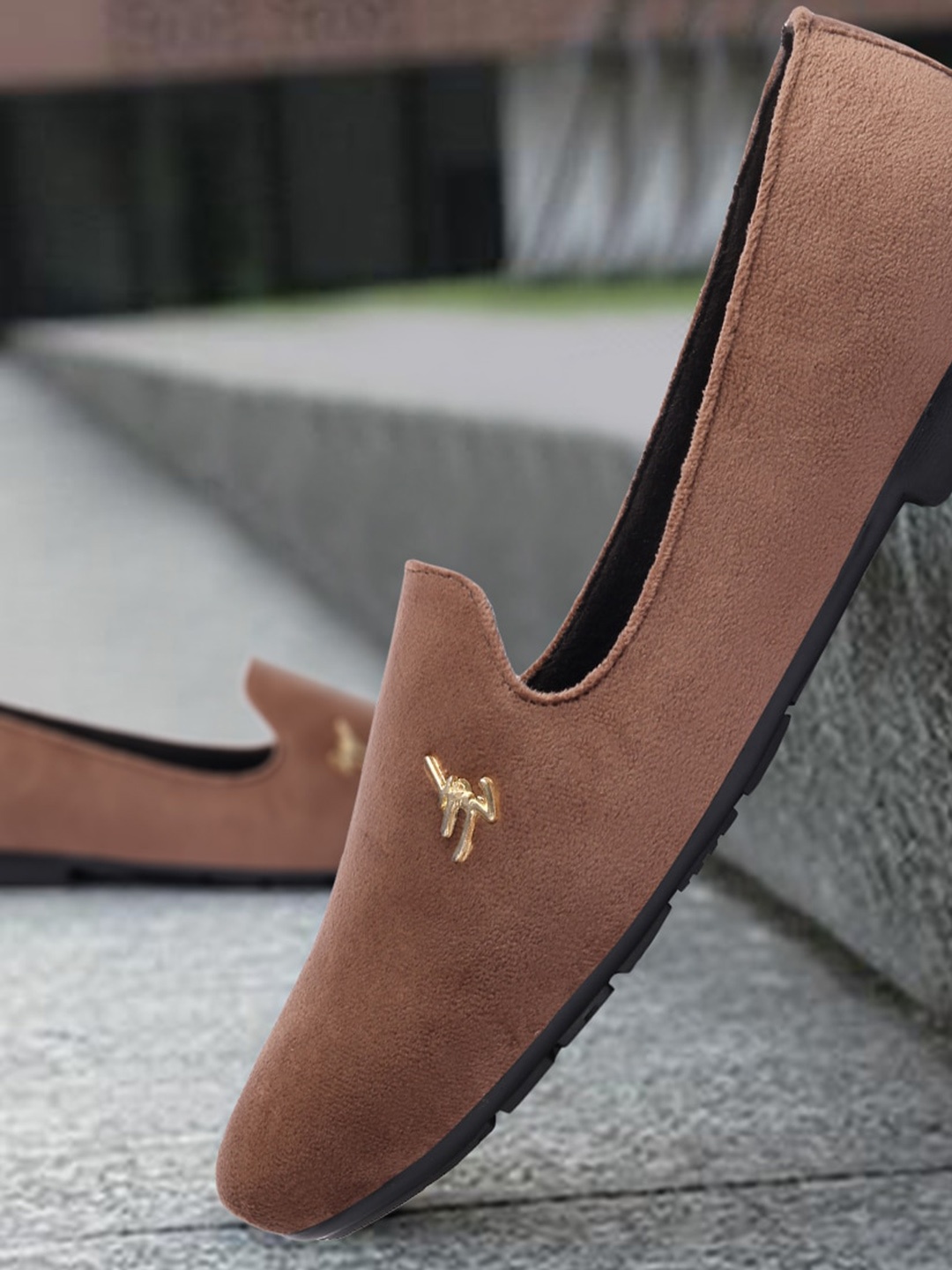 

Longwalk Men Brown Loafers