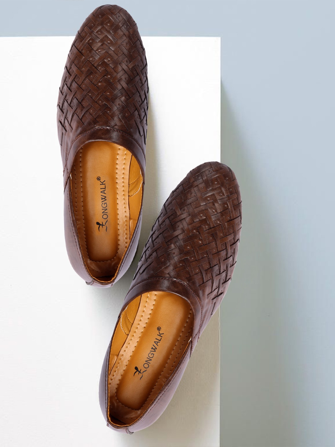 

Longwalk Men Brown Textured Loafers