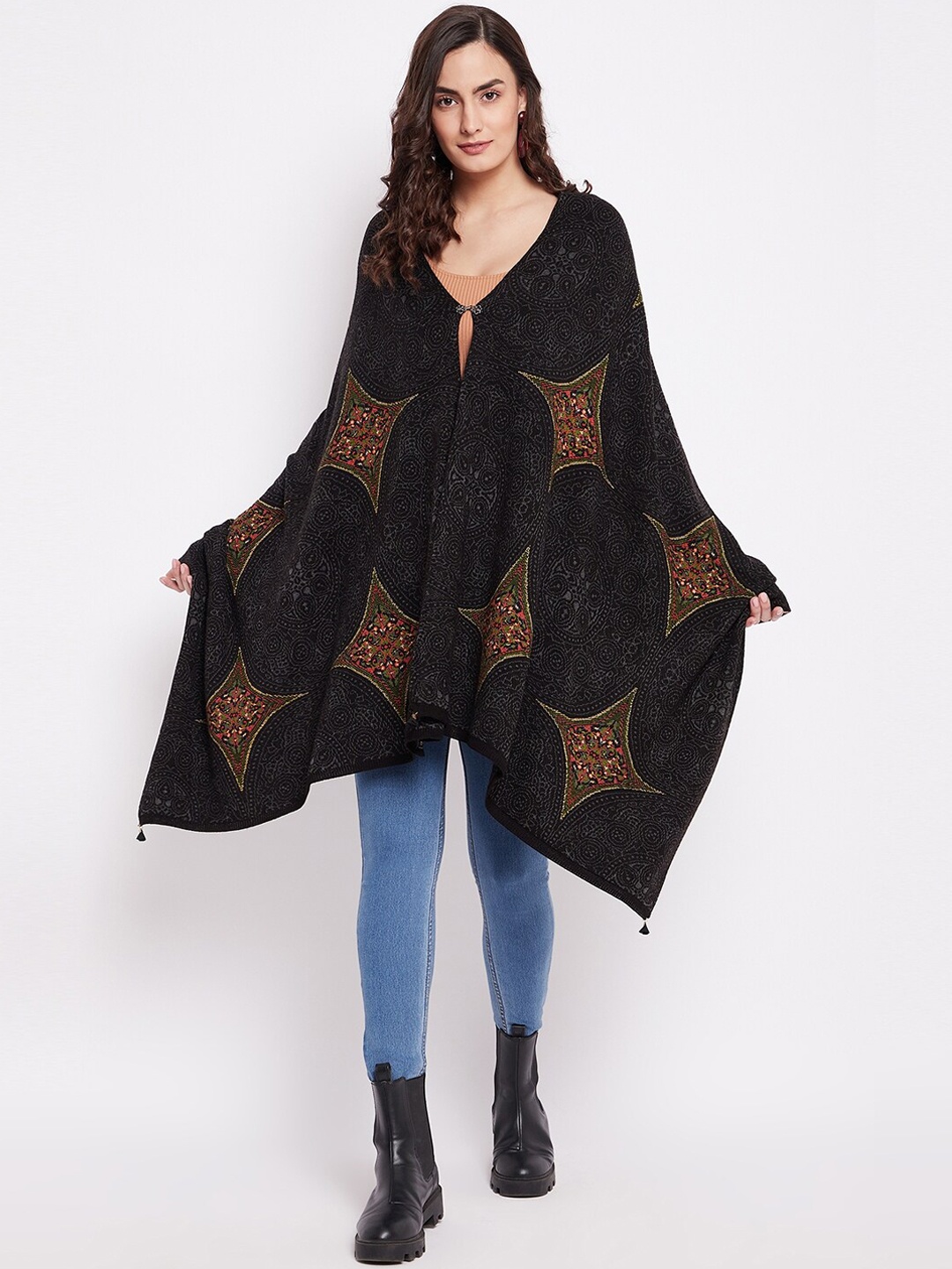 

Knitstudio Women Black Ethnic Motif Woven-Design Shawl