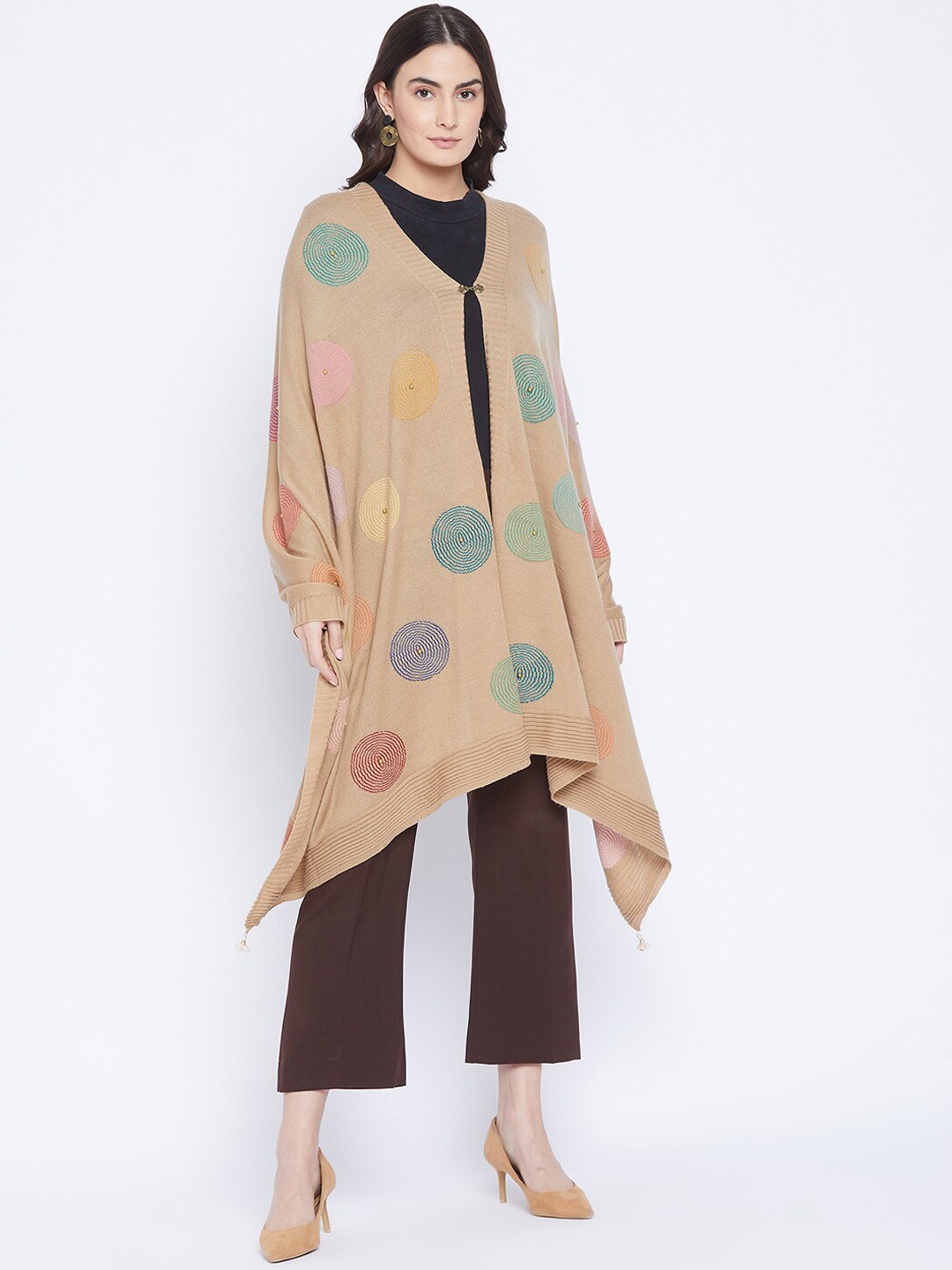 

Knitstudio Women Beige Woven-Design Knitted Shawl