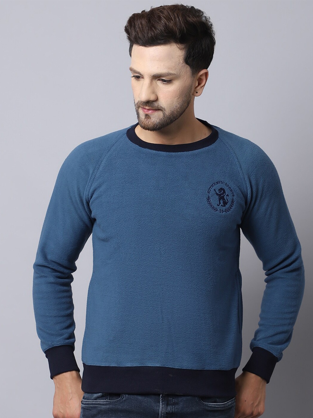 

39 THREADS Men Blue Solid Sweatshirt
