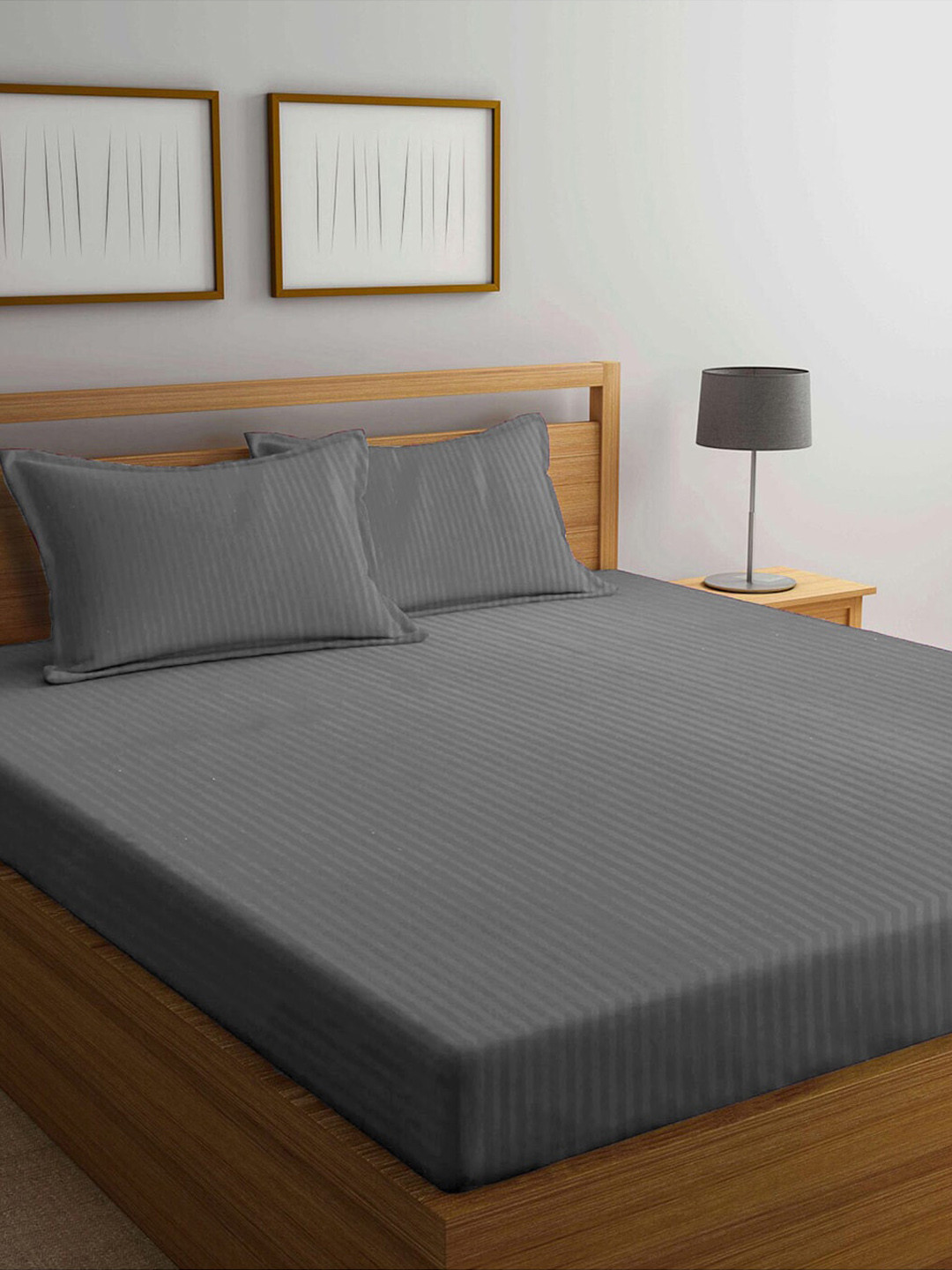 

AEROHAVEN Grey Striped 300 TC Cotton King Bedsheet with 2 Pillow Covers