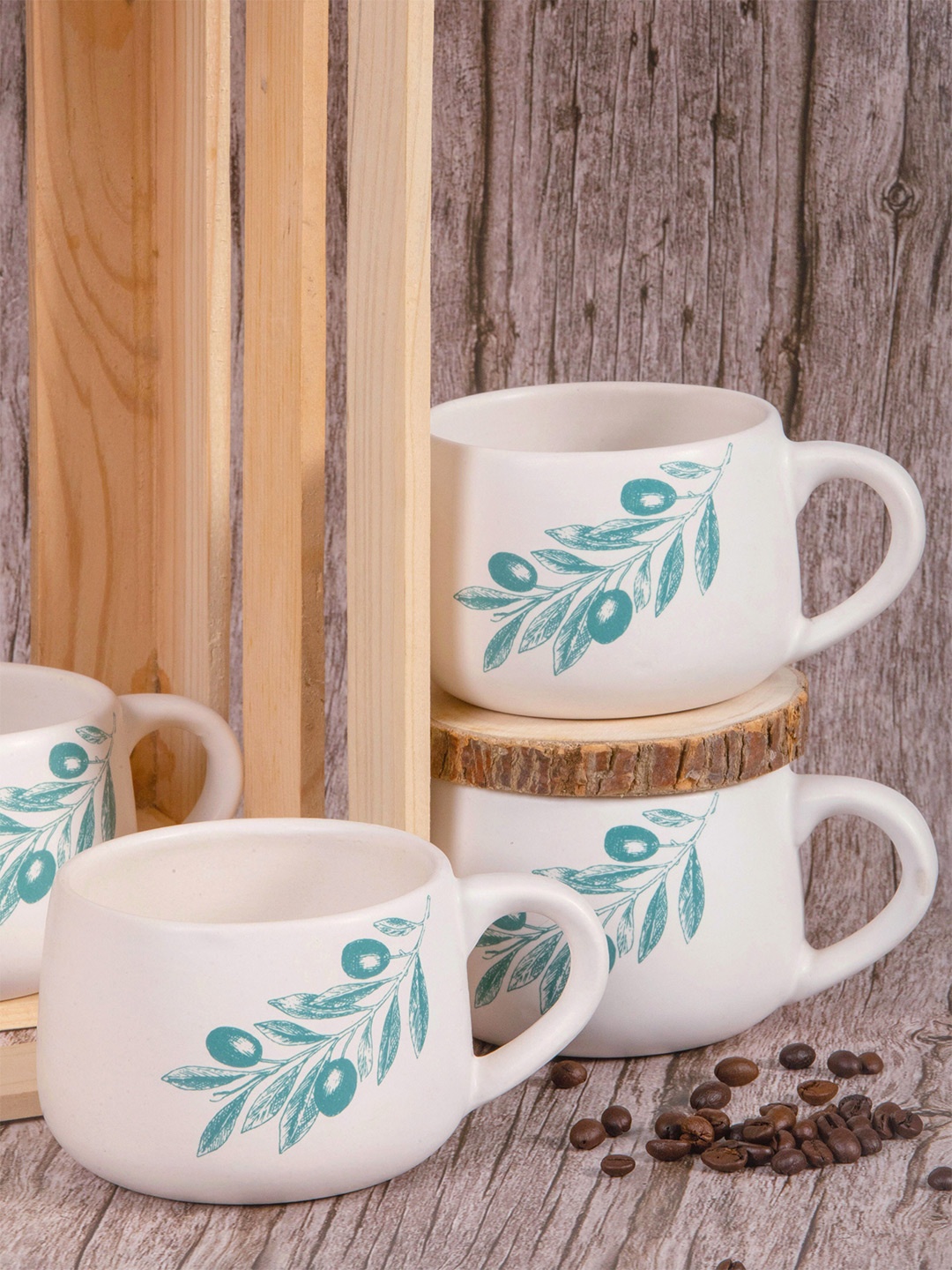 

GOODHOMES White & Blue Set Of 4 Printed Stoneware Glossy Mugs 320 ml Each