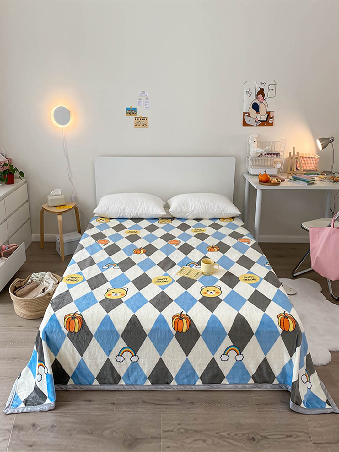 

JC Collection Unisex Blankets Quilts and Dohars, White