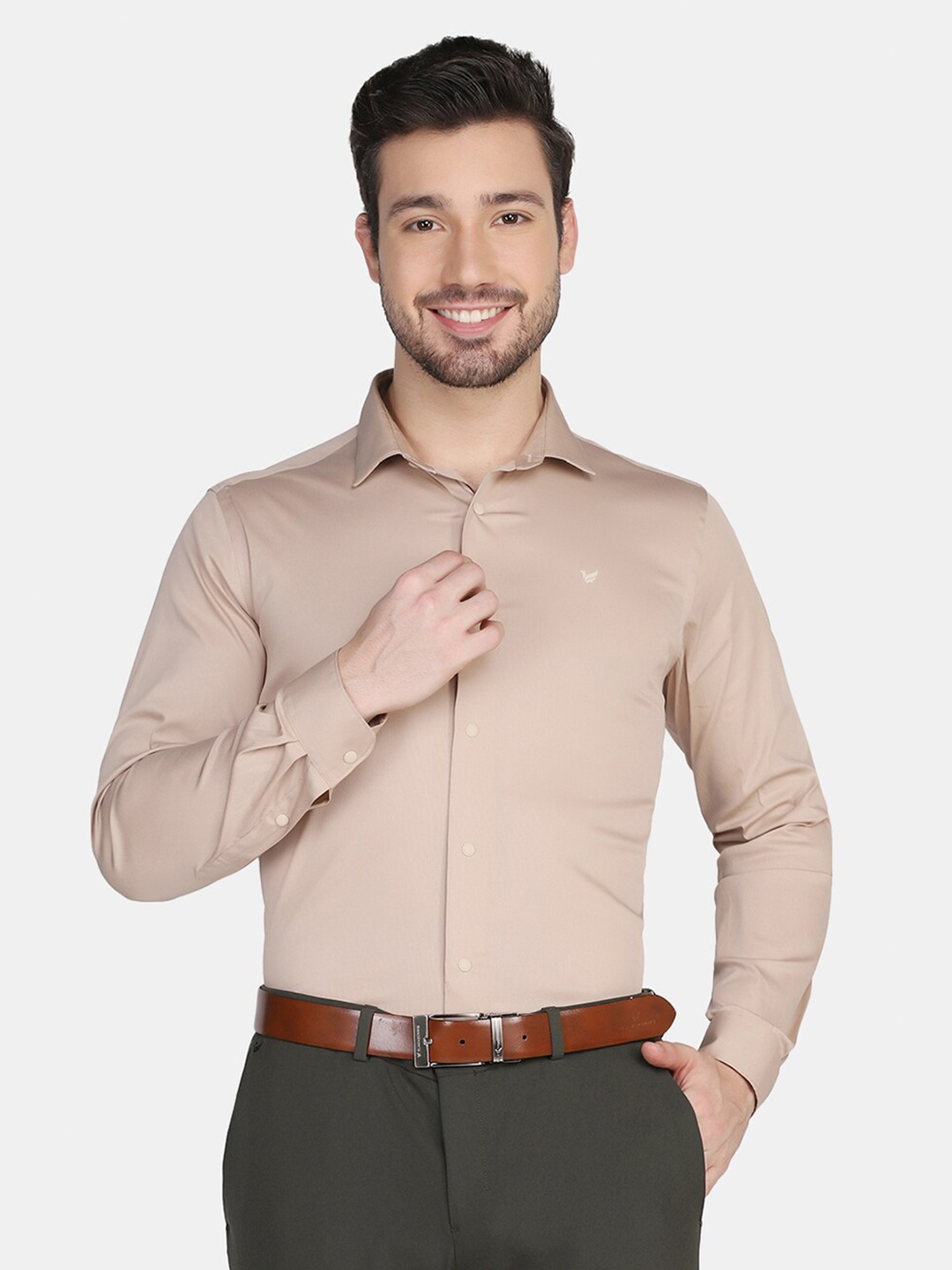 Blackberrys Men Beige Solid Slim Fit Formal Shirt