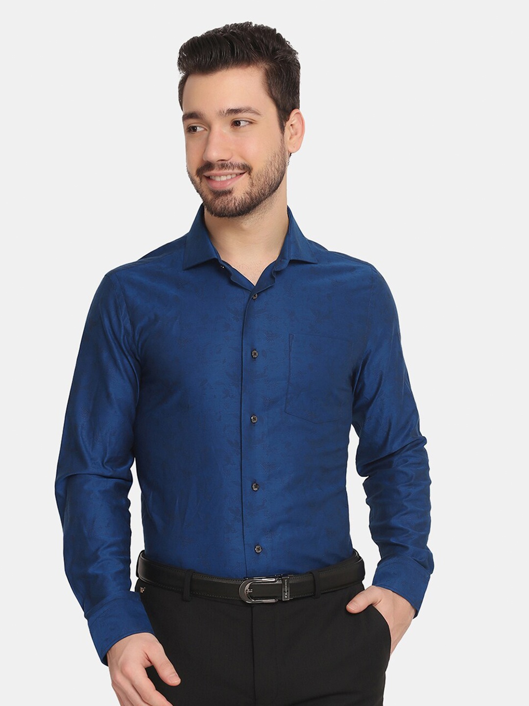 

Blackberrys Men Blue Self Design Slim Fit Pure Cotton Formal Shirt