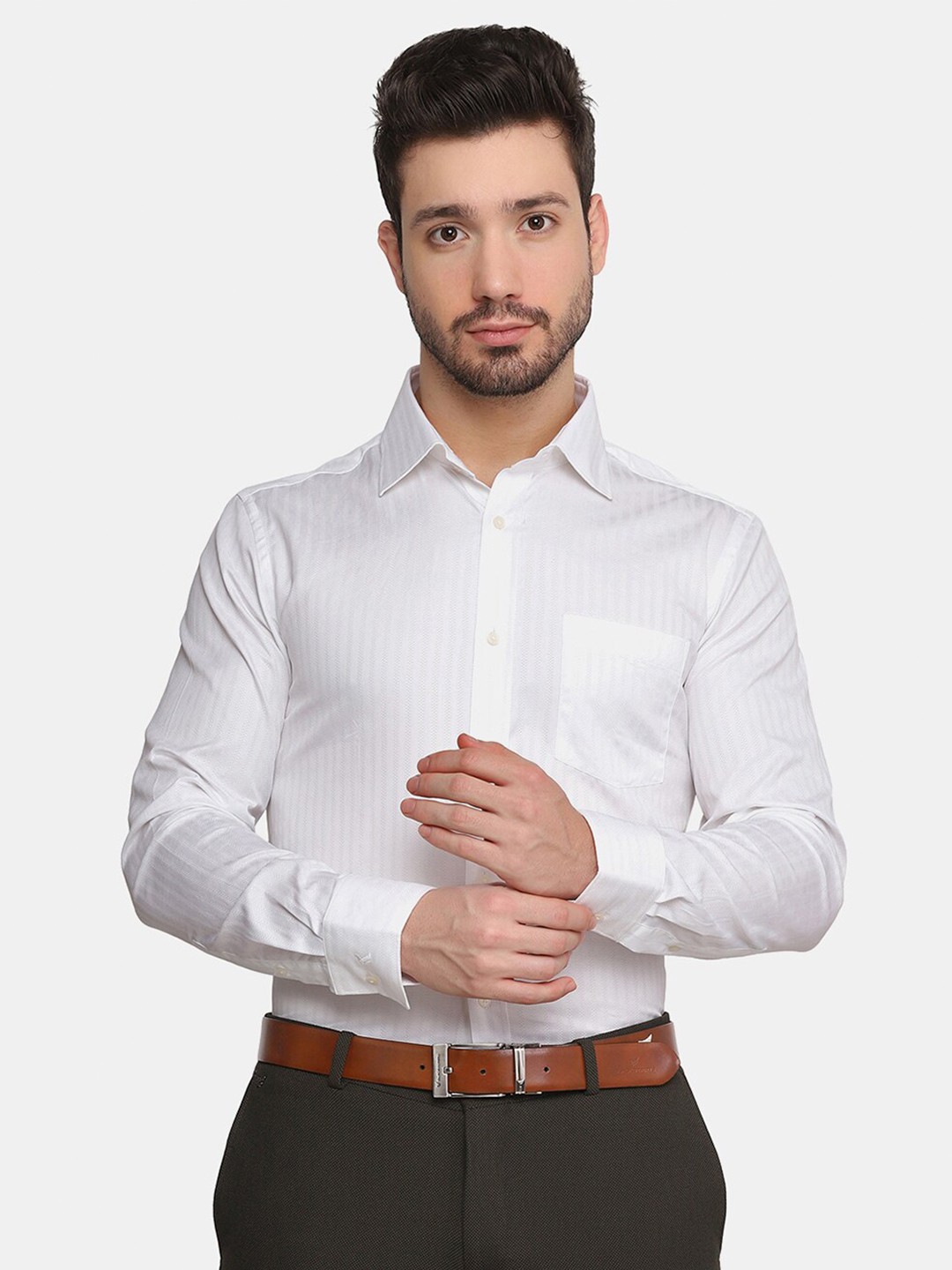 

Blackberrys Men White Slim Fit Striped Cotton Casual Shirt