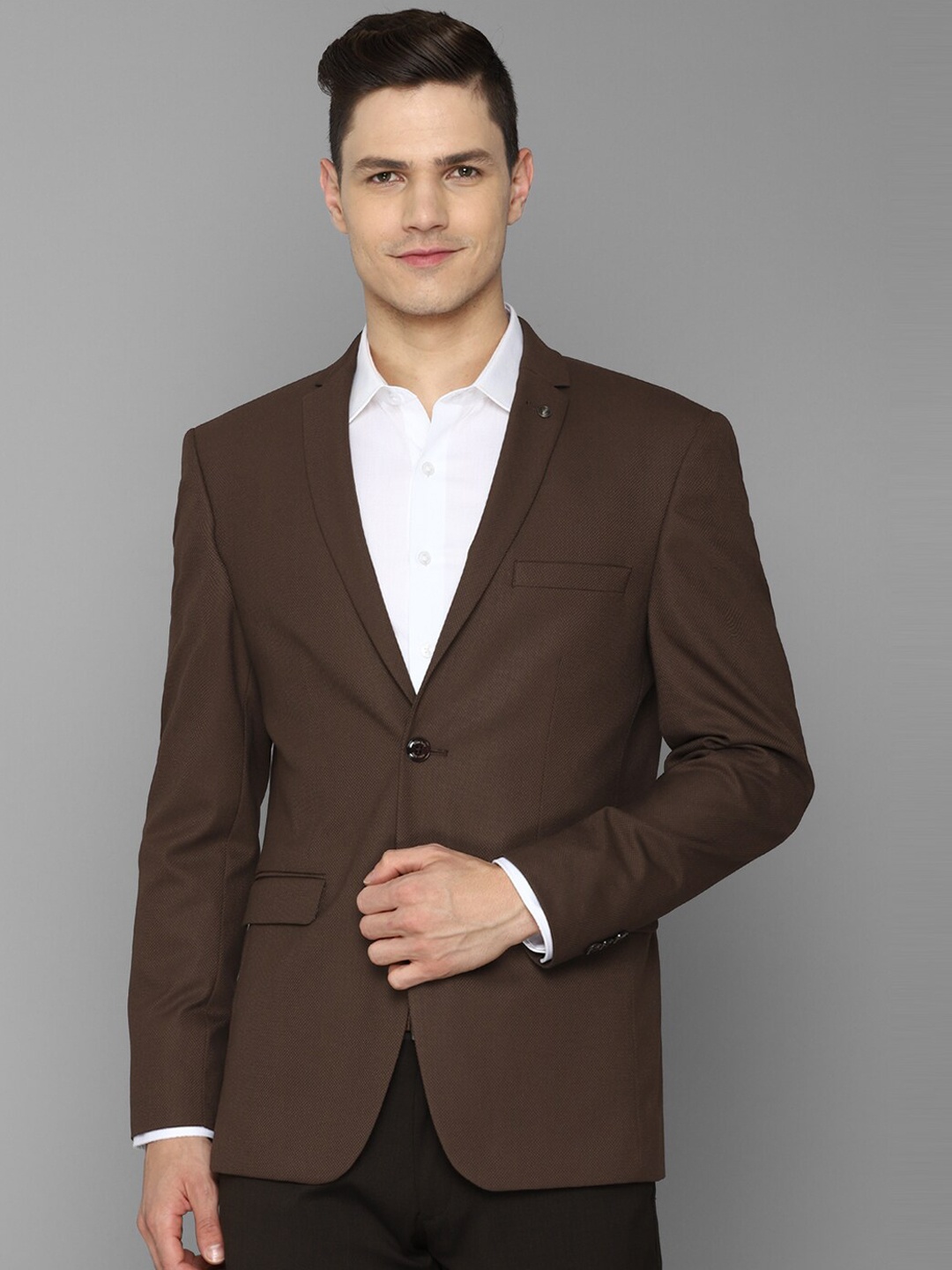 

Allen Solly Men Brown Solid Slim-Fit Single Breasted Formal Blazer
