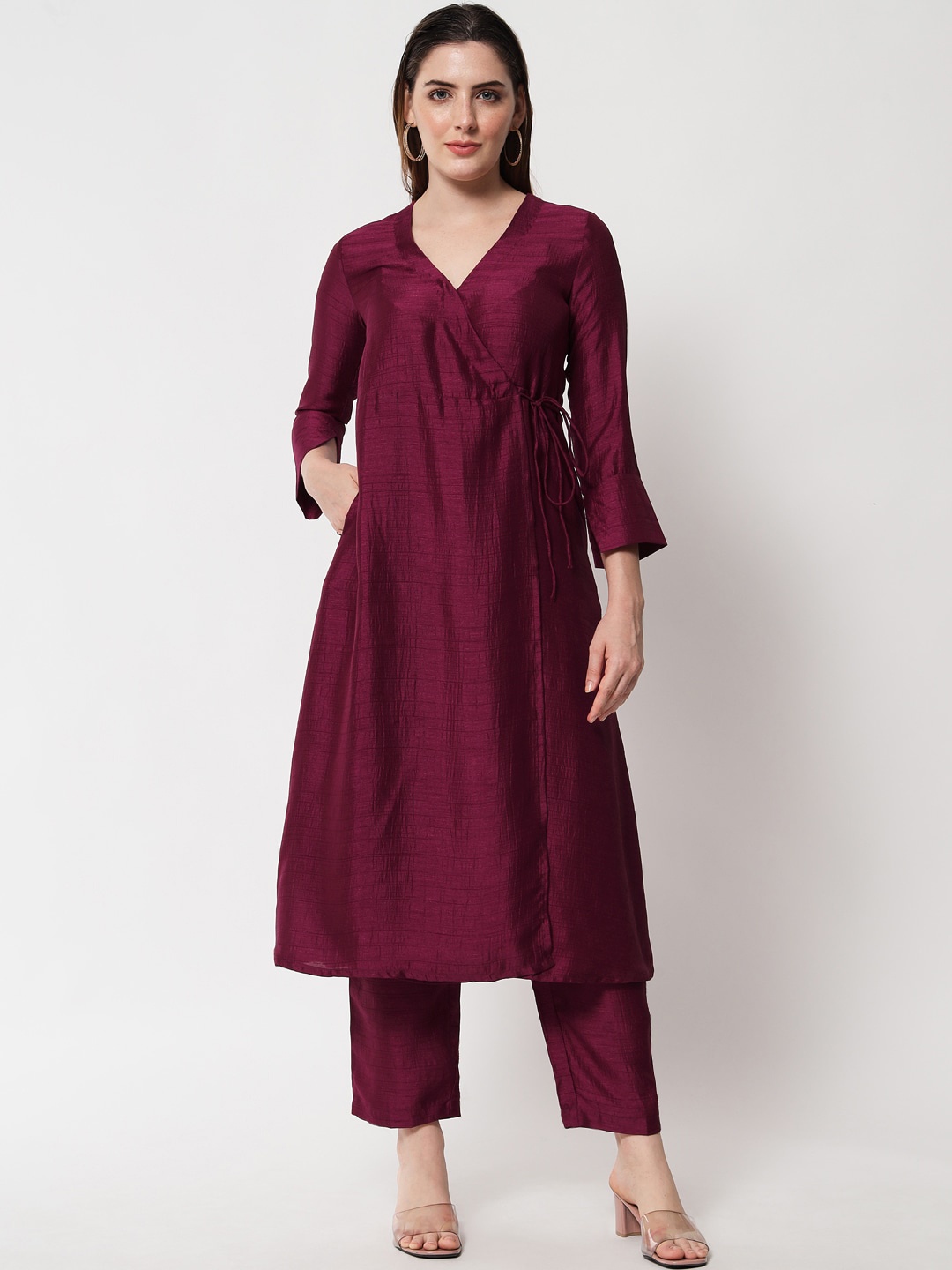 

trueBrowns Women Purple Angrakha Kurta with Trousers