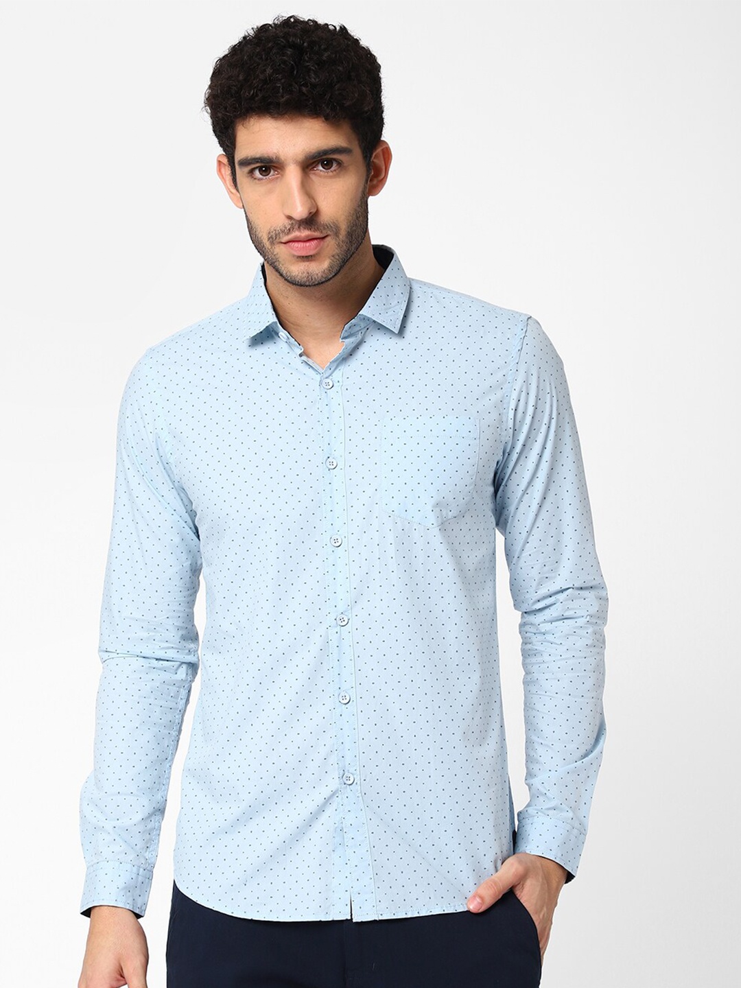 

R&B Men Blue Printed Casual Cotton Shirt