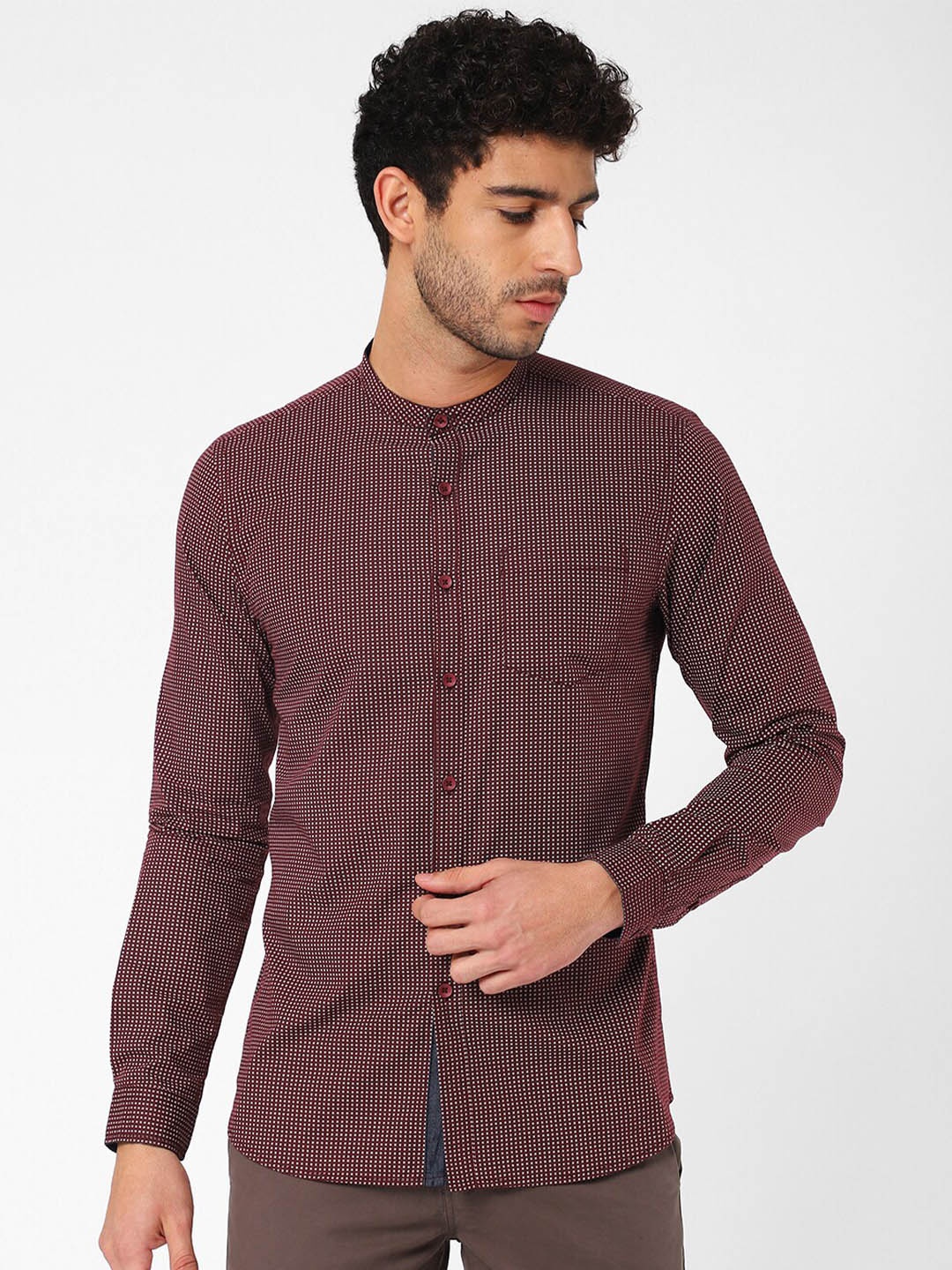 

R&B Men Maroon Printed Casual Shirt