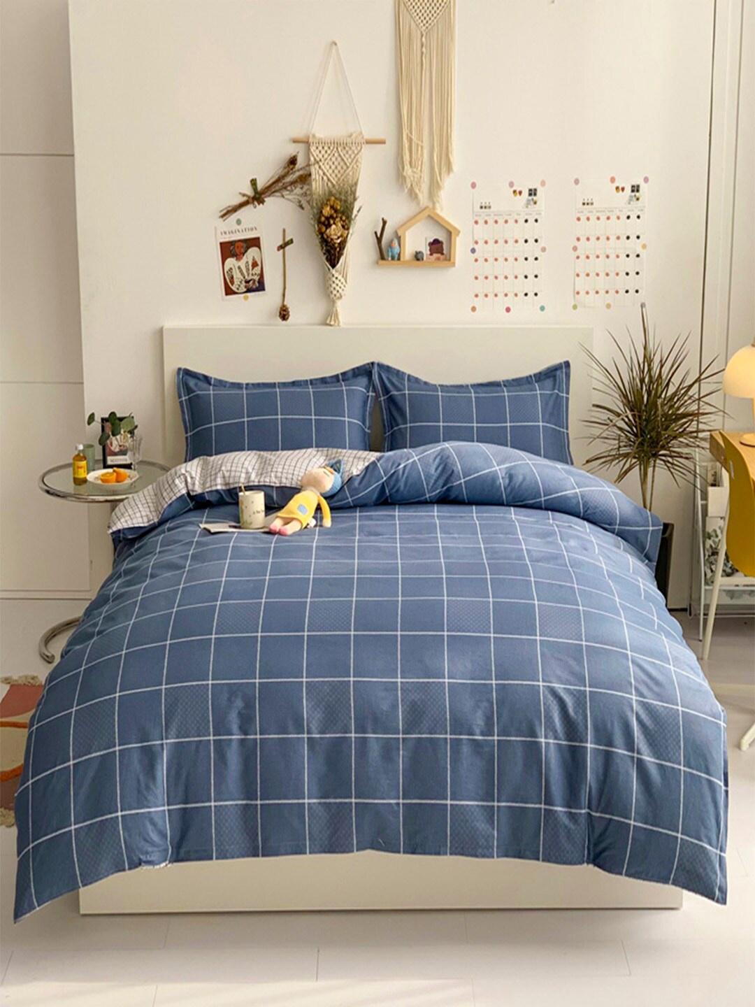 

JC HOME White & Blue Checked Cotton Single Bedding Set