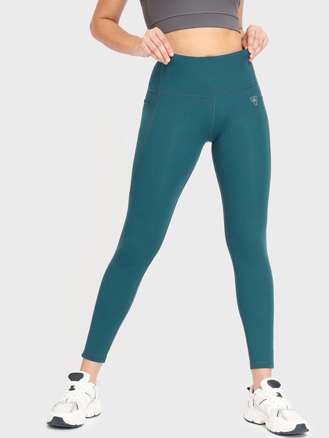 

Bewakoof Women Blue Solid Tights, Teal