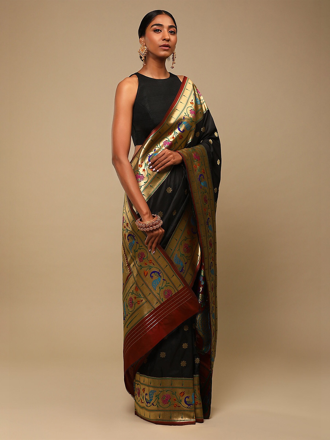 

Mitera Black & Gold-Toned Floral Zari Art Silk Banarasi Saree