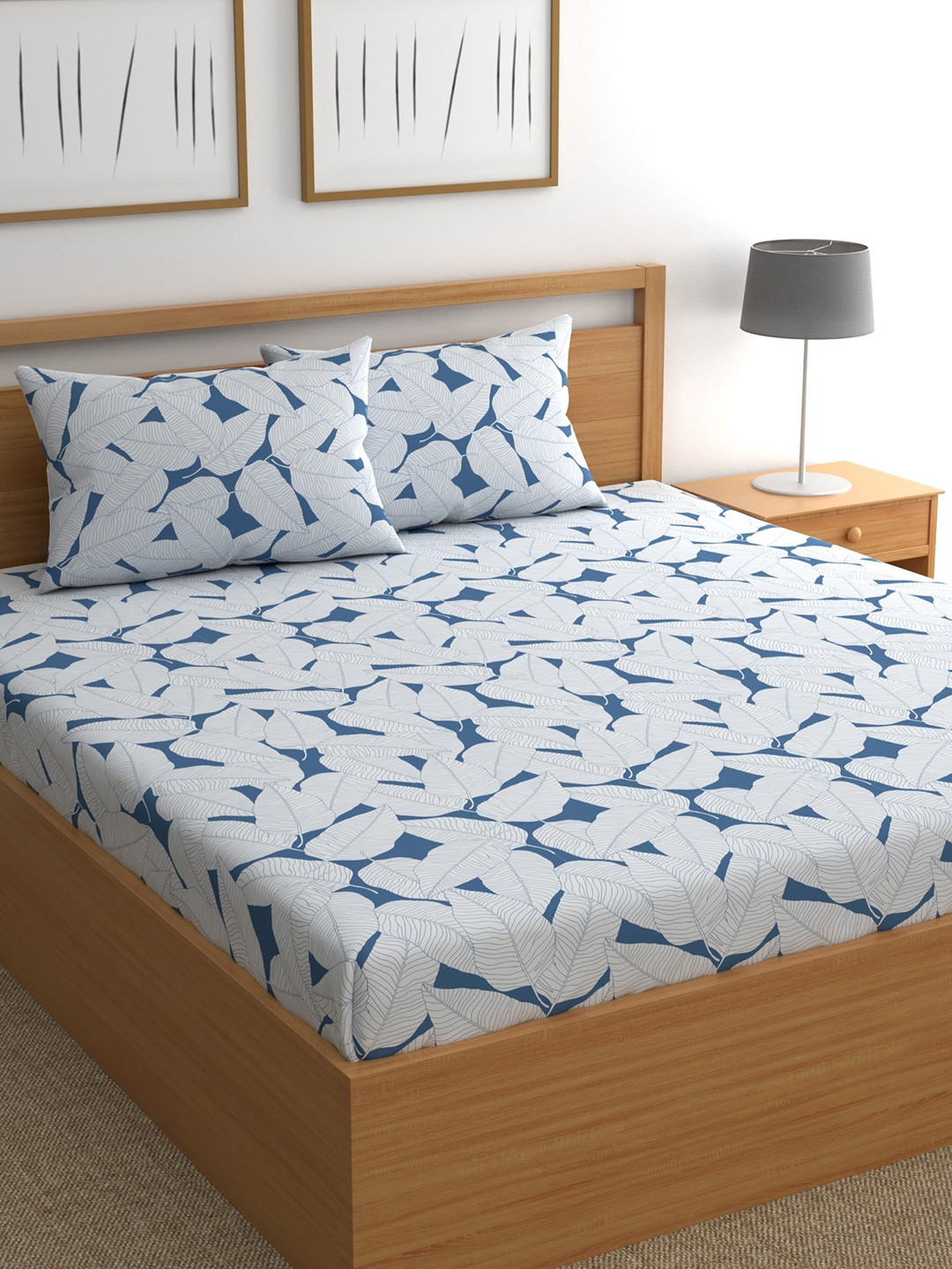 

CHHAVI INDIA White & Blue 210 TC Queen Bedsheet with 2 Pillow Covers
