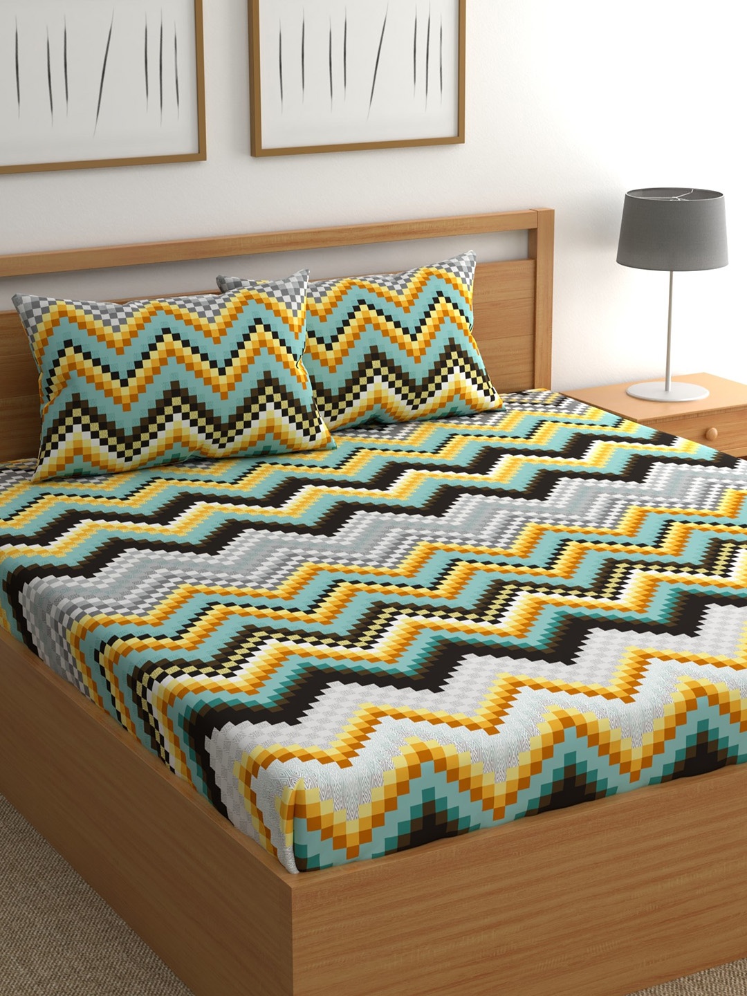 

CHHAVI INDIA Yellow & Brown 210 TC Geometric Queen Bedsheet with 2 Pillow Covers