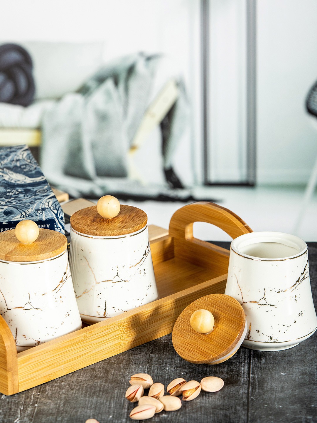 

White Gold White Set Of 4 Printed Jar Set With Bamboo Tray & Lid