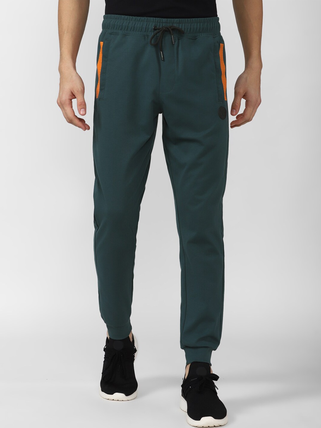 

Van Heusen Flex Men Green Solid Slim-Fit Joggers