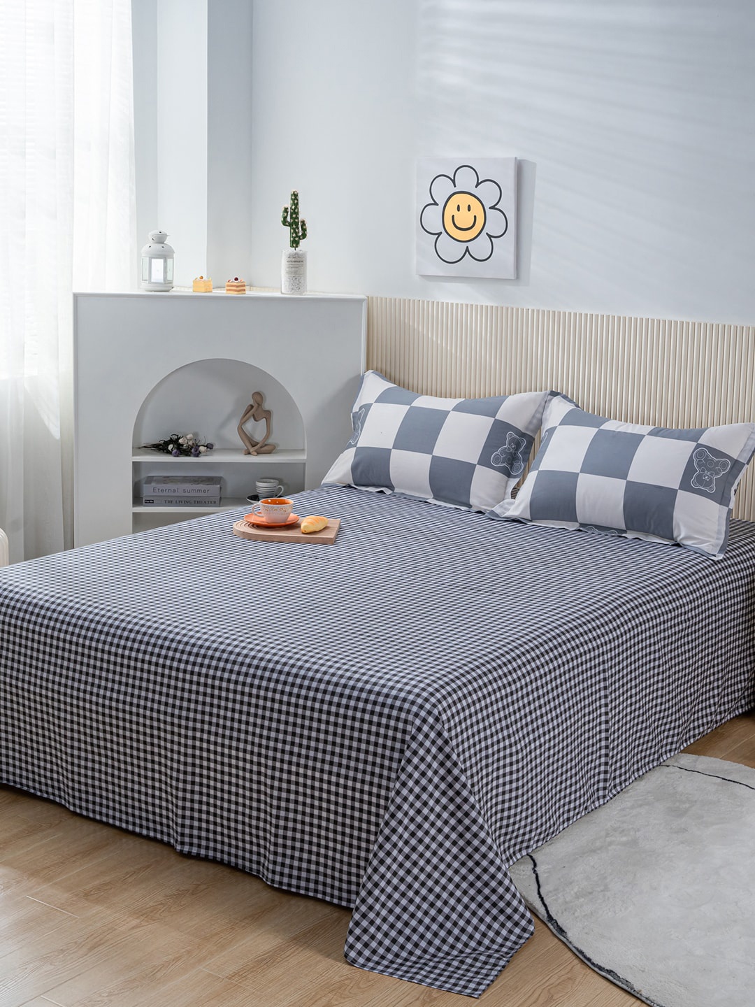 

JC HOME Grey & White Geometric 200 TC King Bedsheet with 2 Pillow Covers