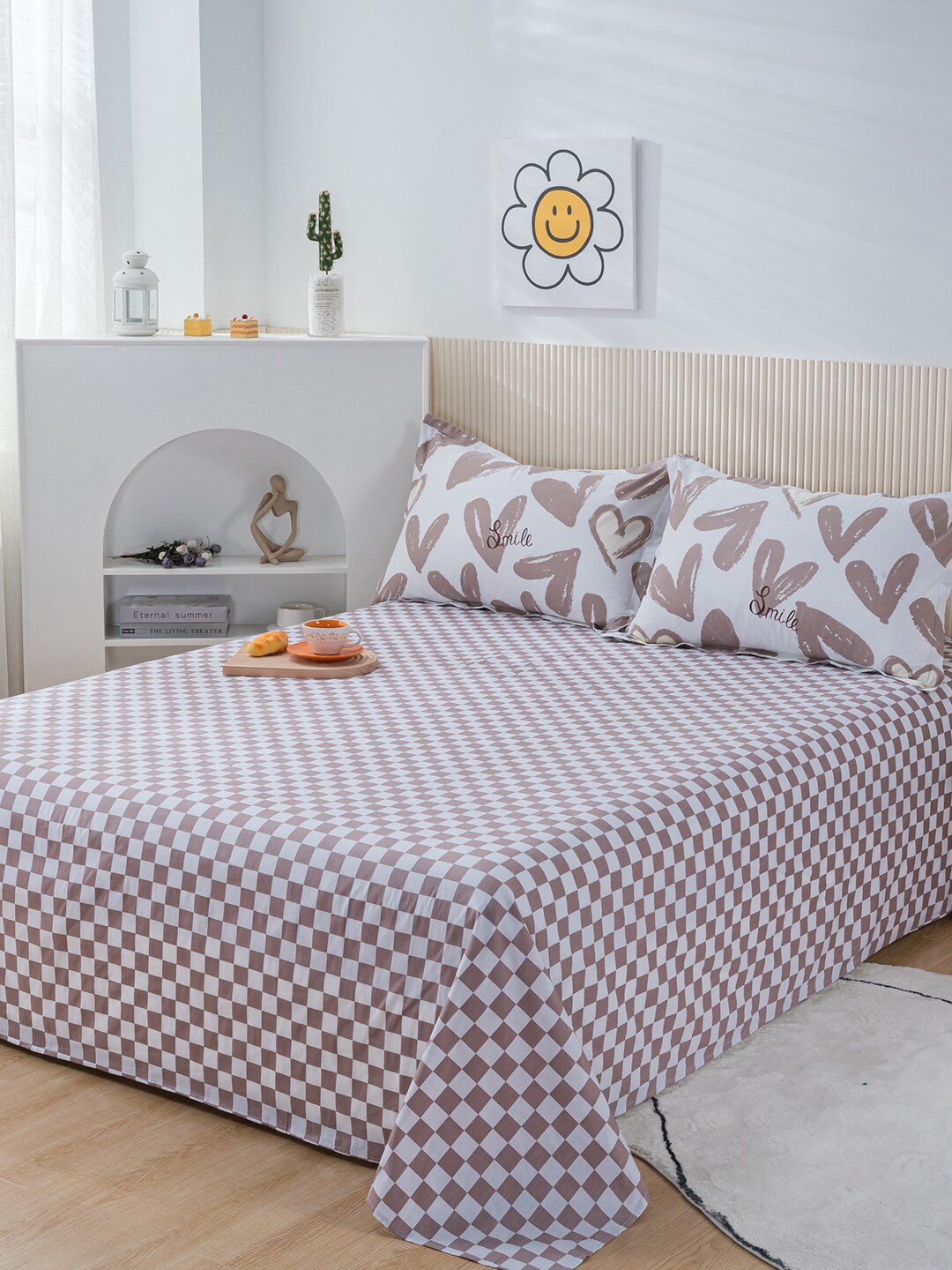 

JC Collection White & Brown Geometric 200 TC King Bedsheet with 2 Pillow Covers