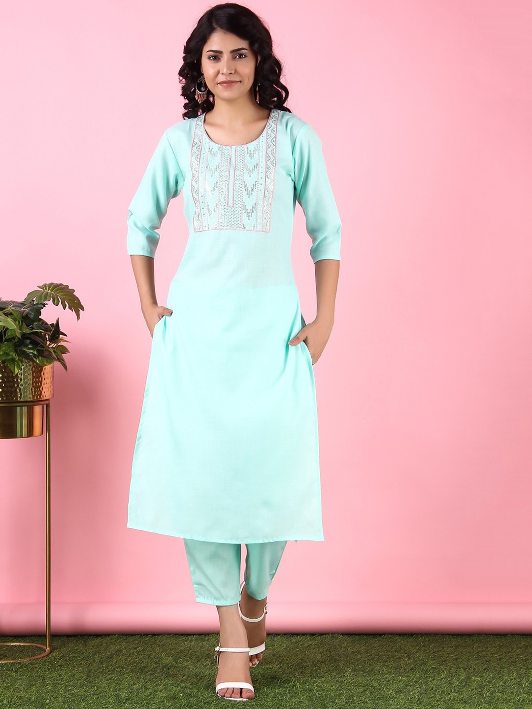 

V TRADITION Women Blue Ethnic Motifs Yoke Design Kurta Set With Dupatta